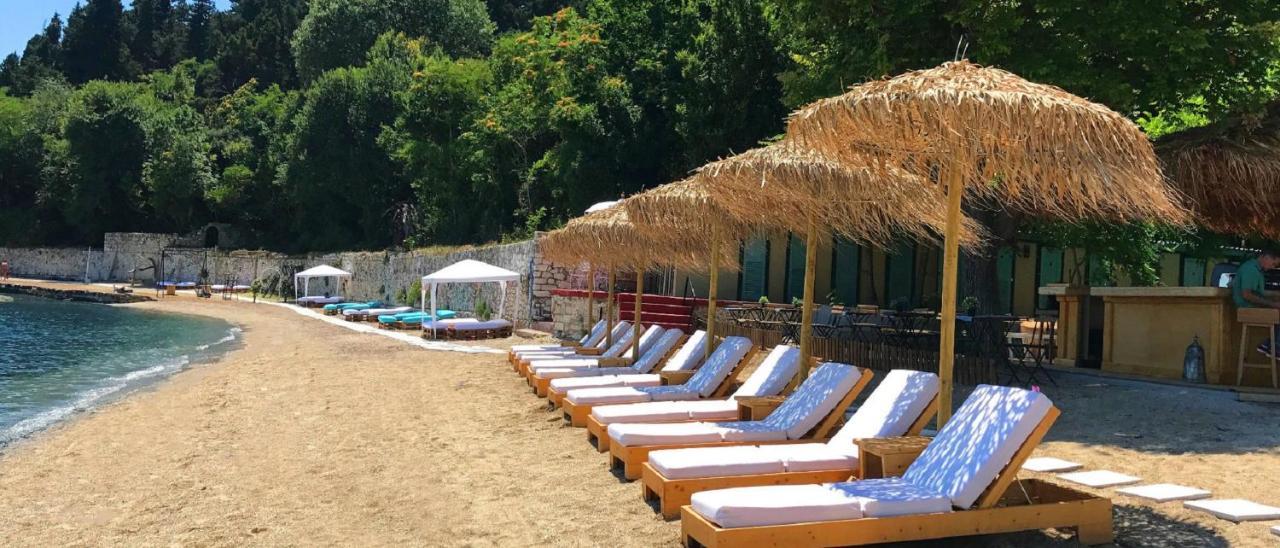 The Bluehouse - Spacious Top Floor Flat With Parking, By Mon Repos Beach Corfu  Exteriör bild